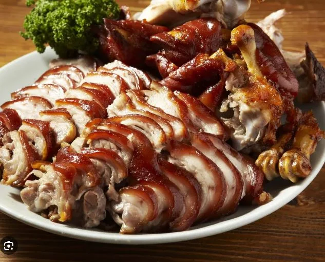 自家製・大盛豚足